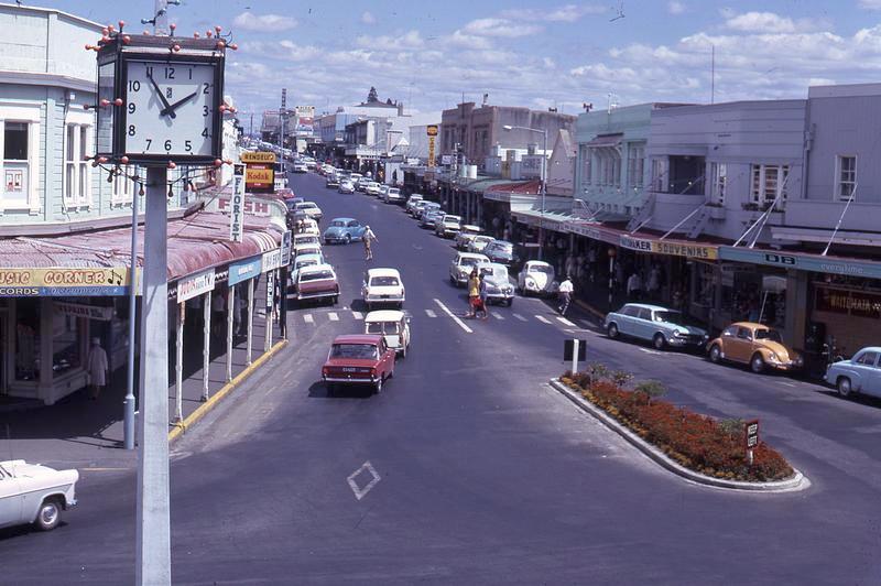 Slide, Devonport Road, Tauranga Tauranga Heritage Collection