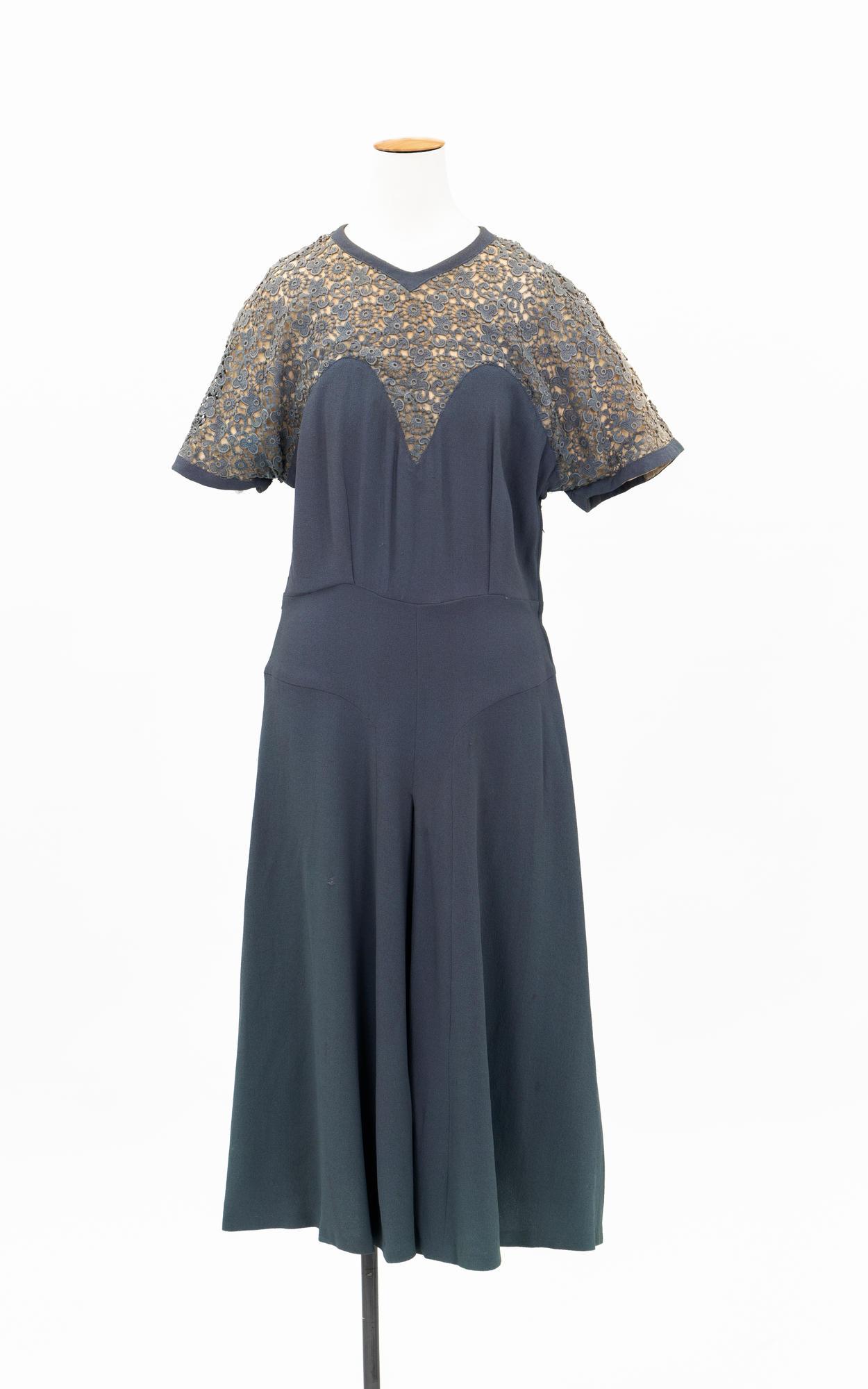 Dress Tauranga Heritage Collection