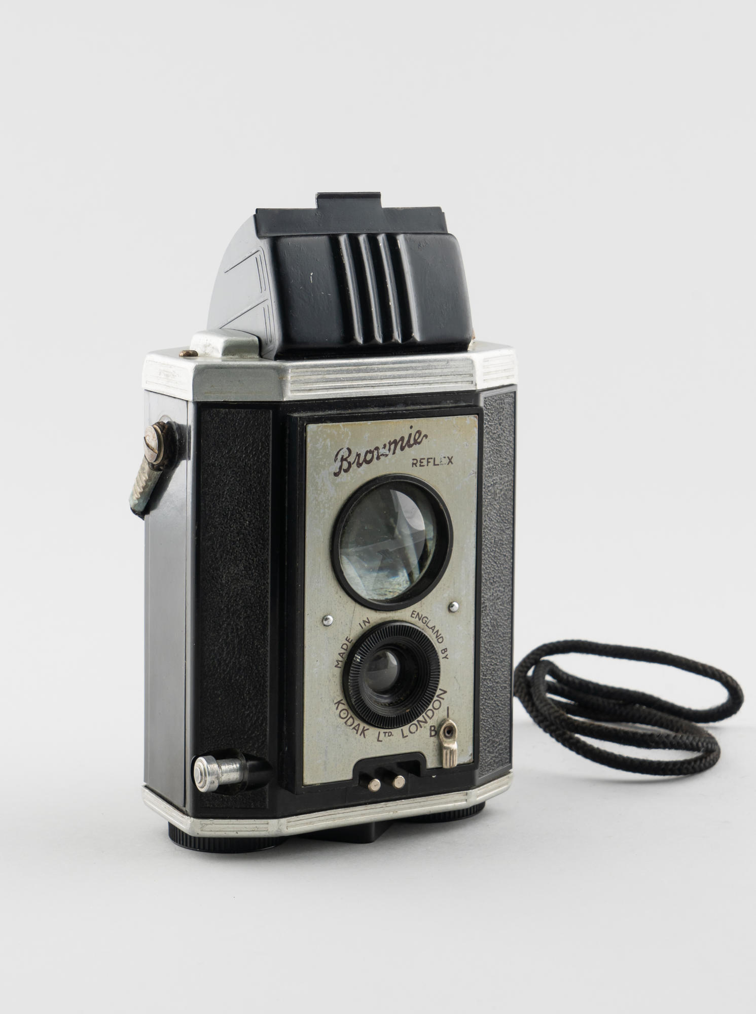Camera, Kodak Brownie Reflex Synchro Model Tauranga Heritage Collection