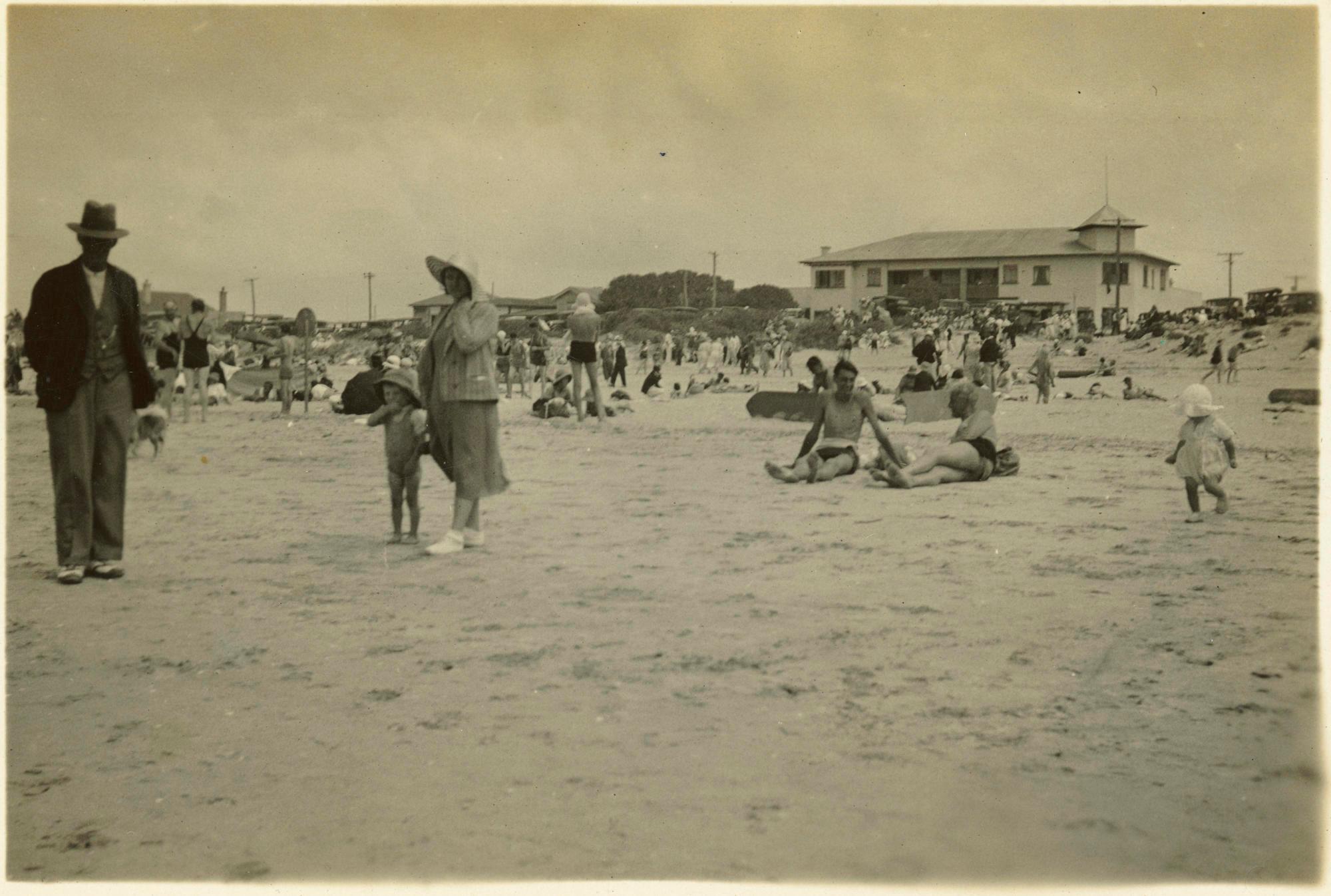 Print, Photographic, Oceanside Hotel, Mount Maunganui Tauranga